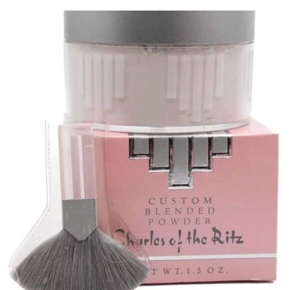 CHARLES OF THE RITZ - NWT - Set of 2 - Custom Blended Powder in “Classic Ivory” - Picture 6 of 16